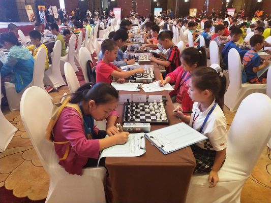 北京市夏季国际象棋比赛火热进行中-第3张图片-www.211178.com_果博福布斯